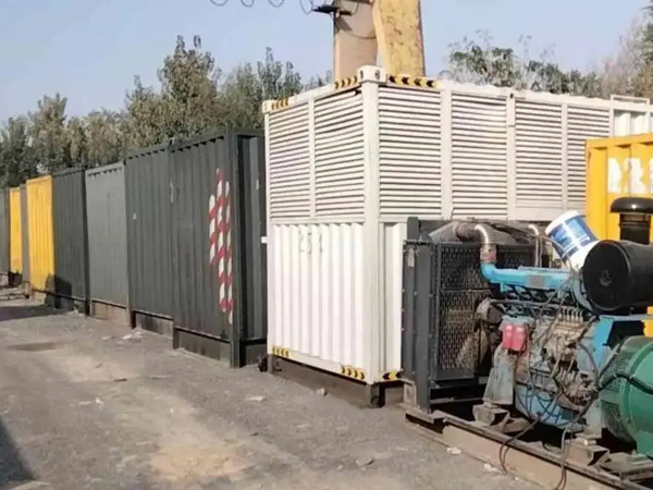 全州200KW柴油发电机机组每小时油耗是多少？
